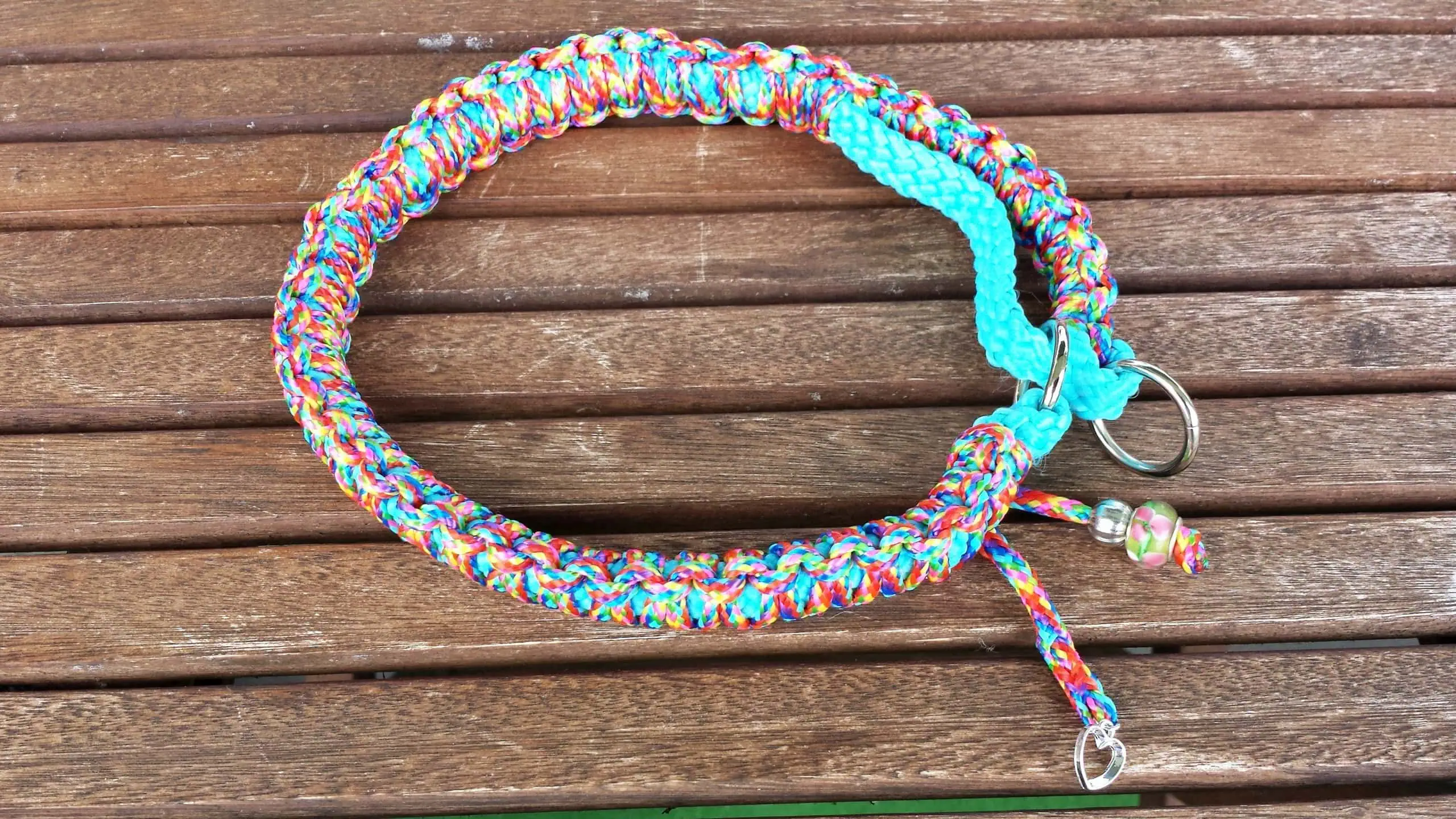Luxe half check halsband